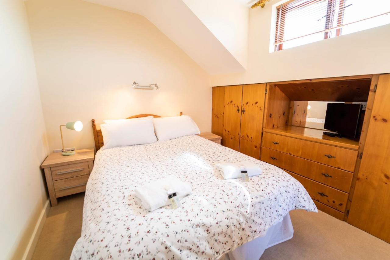 Charming City Centre Guest House Galway Exterior photo